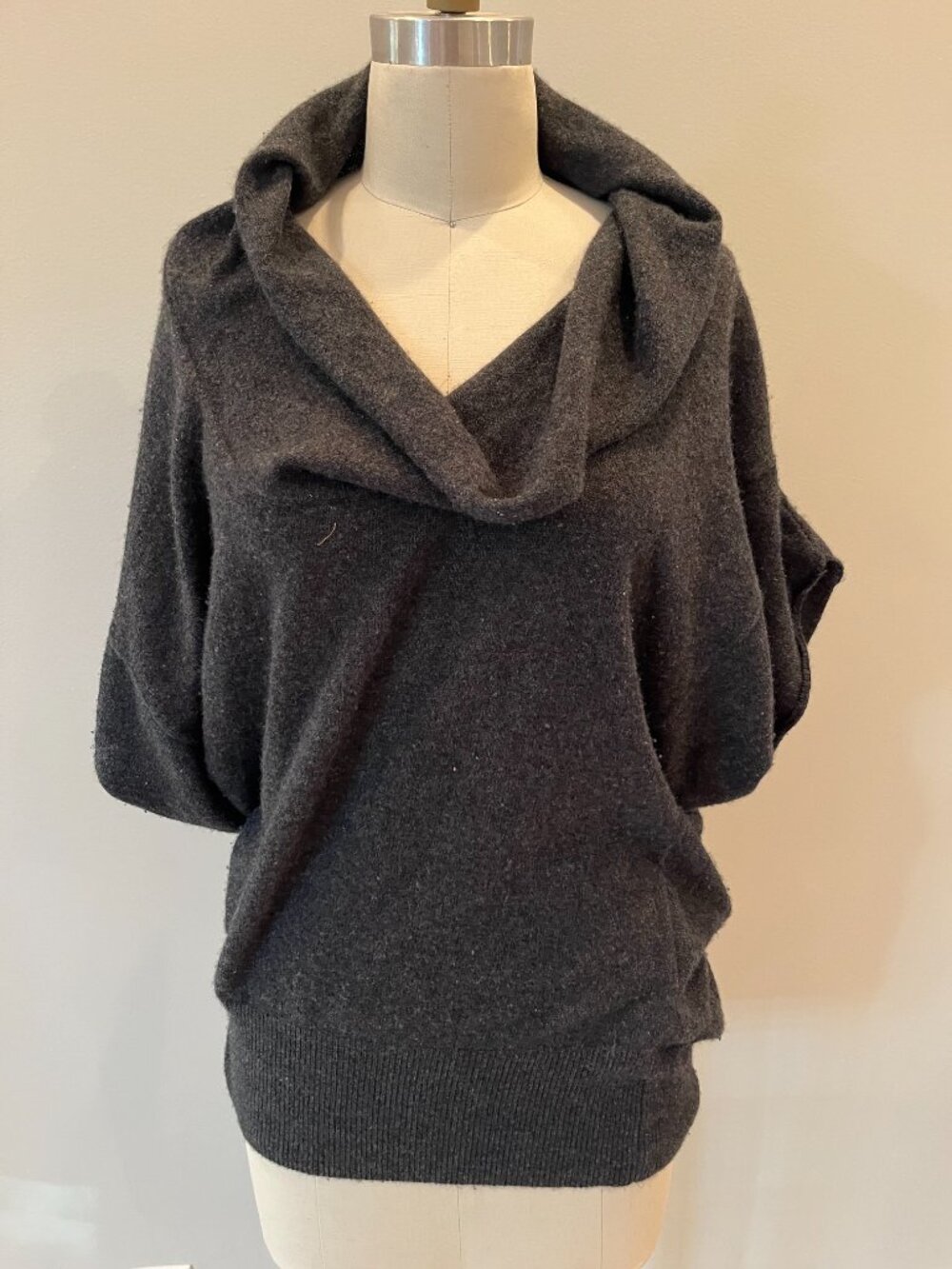 Vince Grey Cashmere Cowl Neck Sweater Size Small
